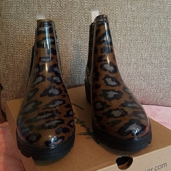 NWT!! Seven7 Halifax boots fur on sole - Picture 5 of 10